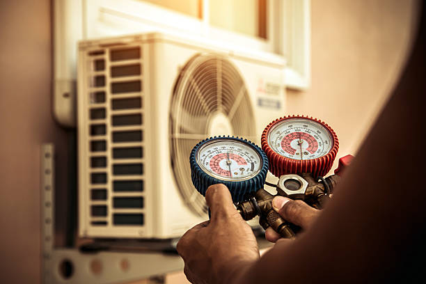 Professional Hvac technician working in Newport Coast, CA
